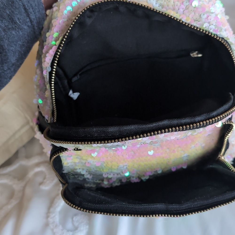 Hello Kitty Small Pink Sequin Backpack 🩷 - Picture 9 of 14